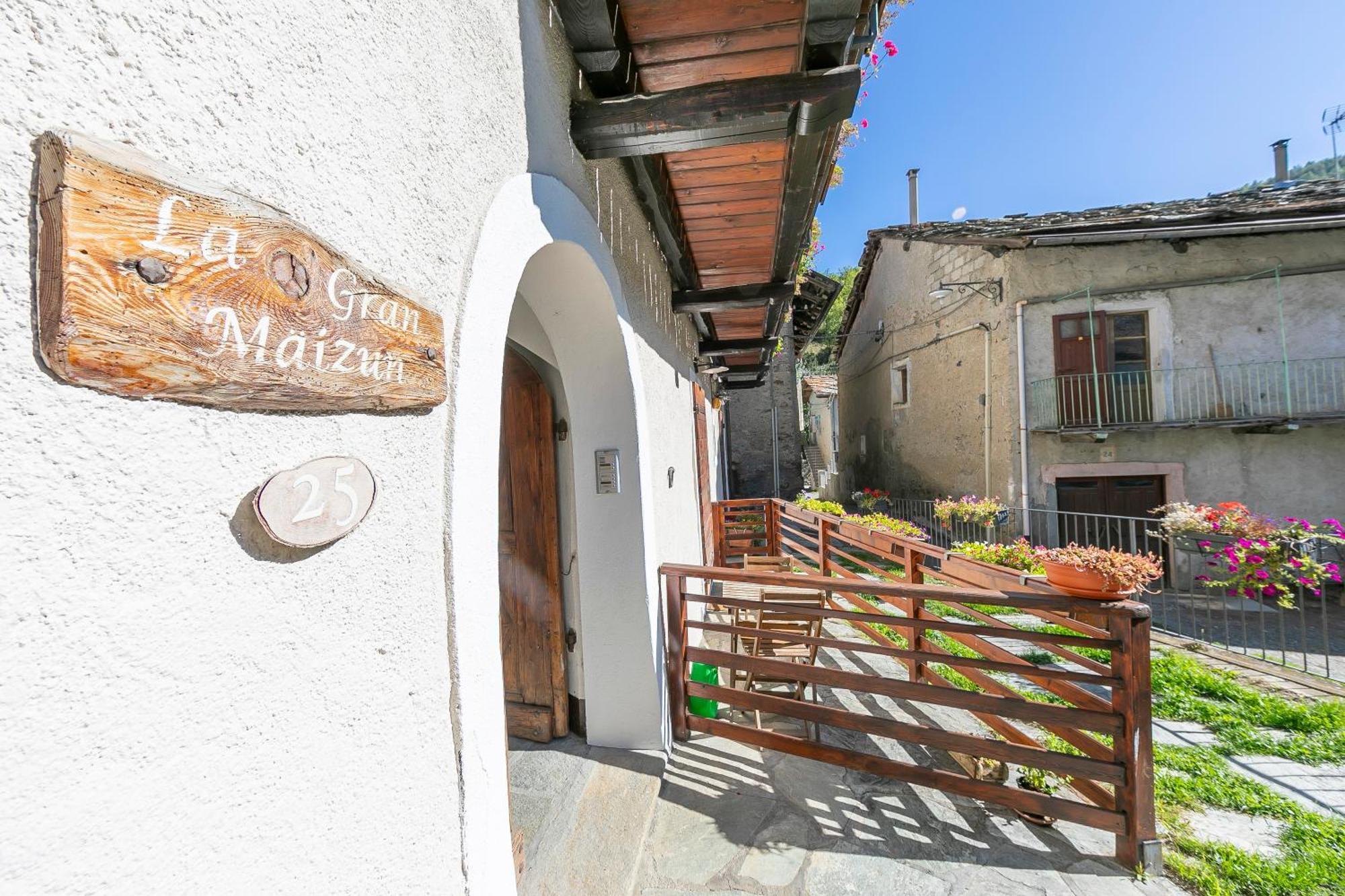 San Marco Lodge Apt Mountain Retreat - Happy Rentals Oulx Zewnętrze zdjęcie